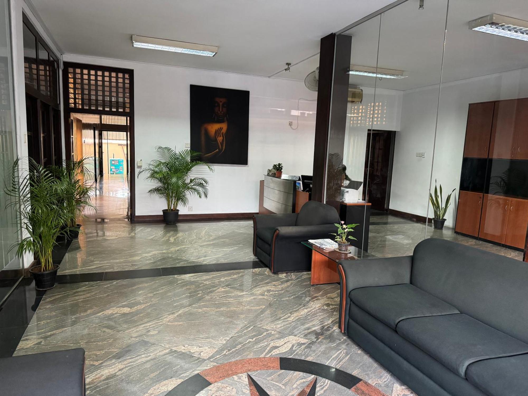 106 * Colombo